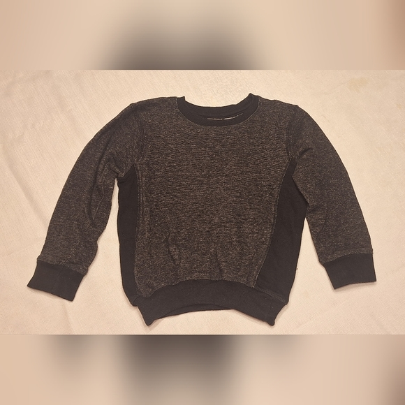 Boys Sweatshirt Size 5 - Picture 2 of 4